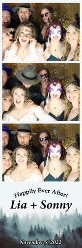 Great Grins Photo Booth Wedding Events